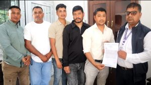 सेवा प्रवाहलाई पारदर्शी बनाउन यातायात व्यवस्था कार्यालय हेटौडामा सामाजिक अभियान्ता महतको ध्यानाकर्षण पत्र